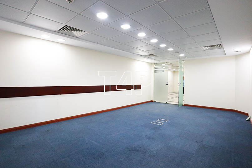 Full Floor Office Space For Rent in New Maadi