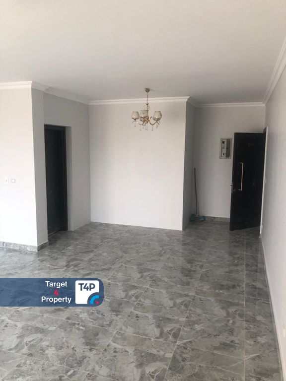 Semi-furnished apartment for rent in New Cairo